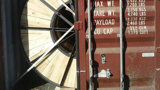 O cabo distribuidor de corrente XLPE do LV de quatro núcleos isolou o cabo elétrico blindado 2 da fita de aço